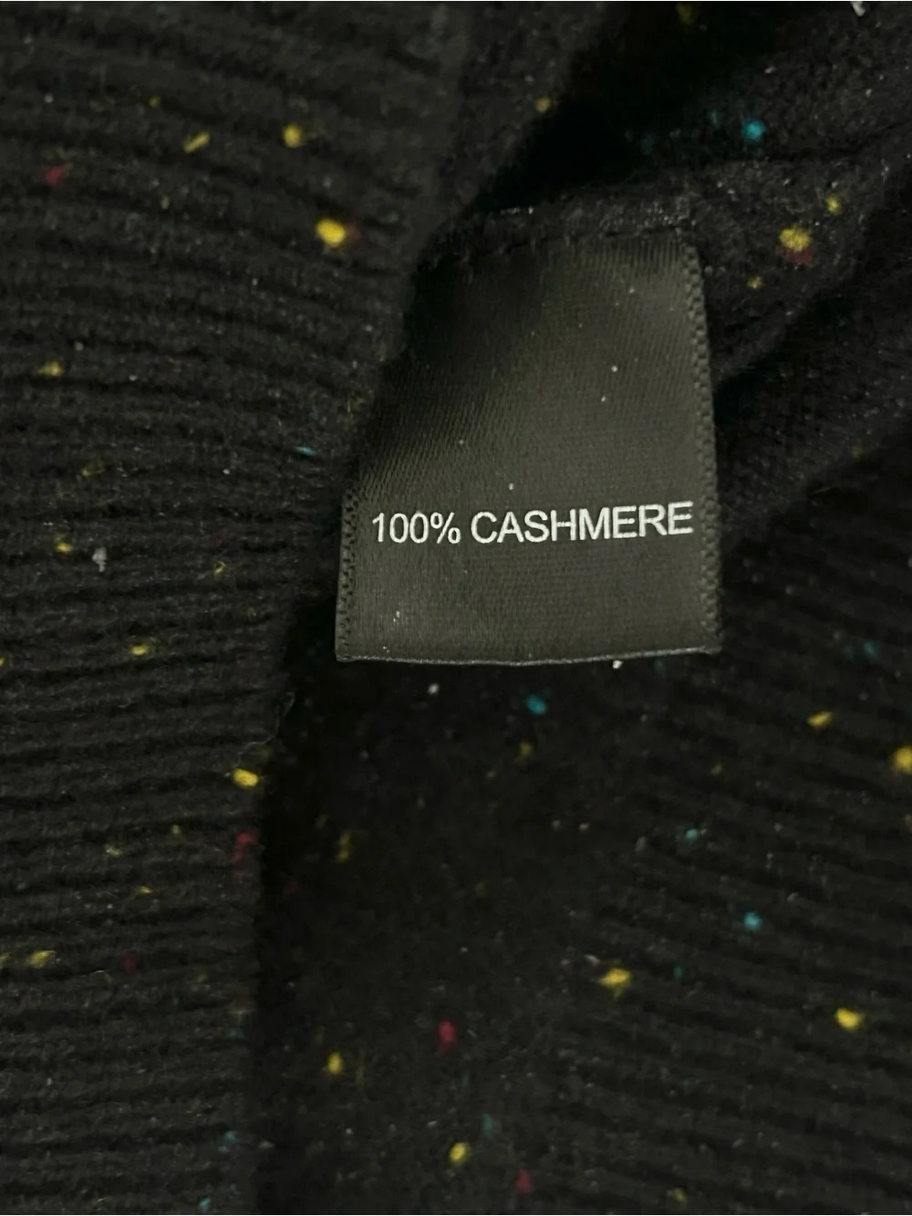 Qi Cashmere Black Multi-Color Speckled Sweater - Size L - Mens